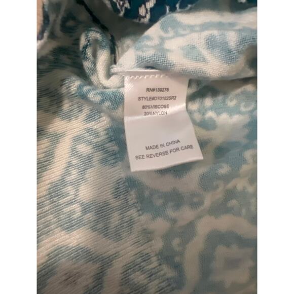 NWT Daniel Rainn Women’s Ari V Neck Sweater Medallion Size Large Teal Blue - Picture 4 of 6